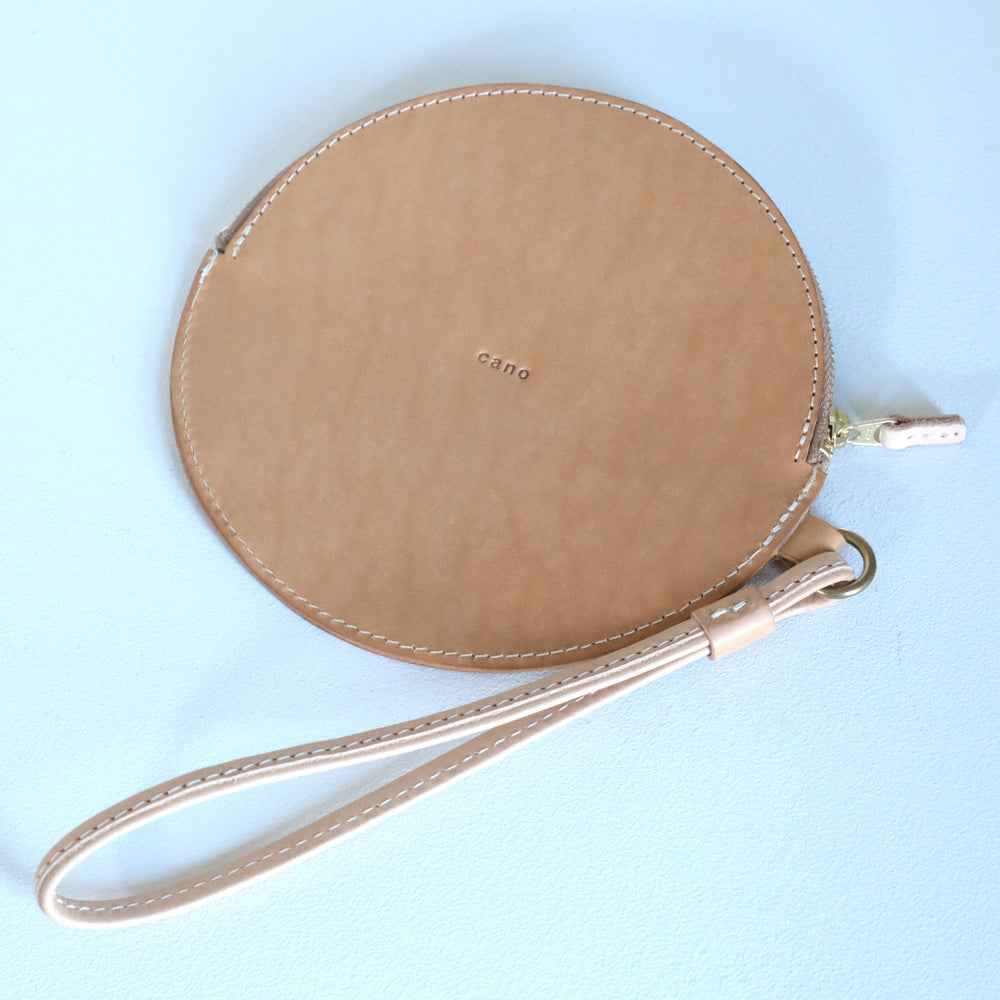 Round pouch