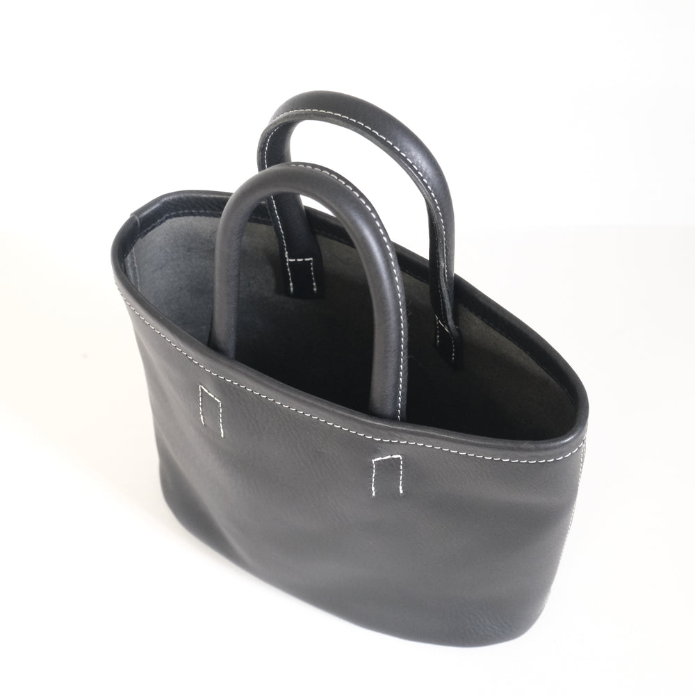 Leather oval basket bag mini Black