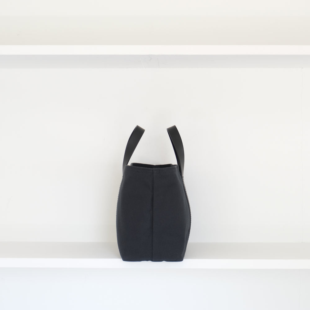 Leather handle yokonaga tote