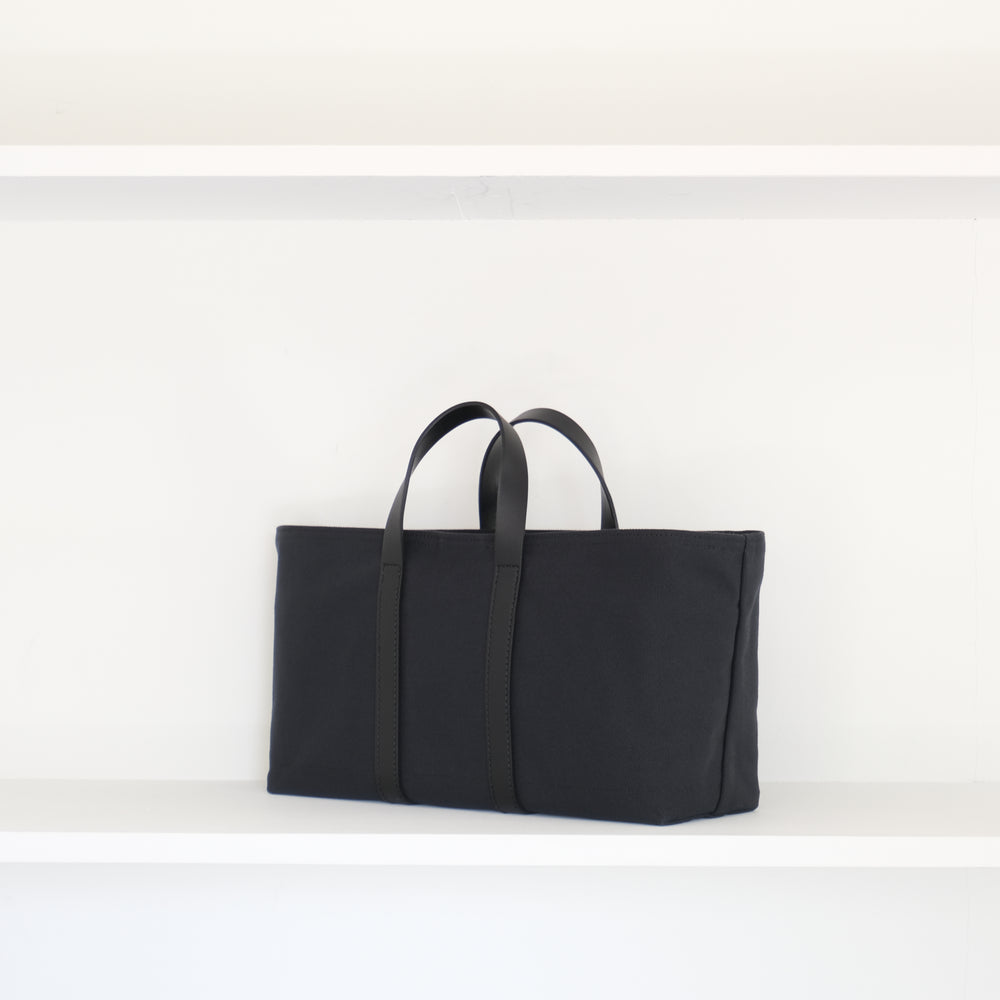 Leather handle yokonaga tote