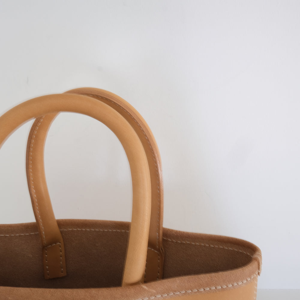 Leather oval basket bag mini　