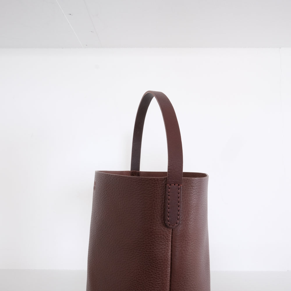 Leather bucket bag chocolate