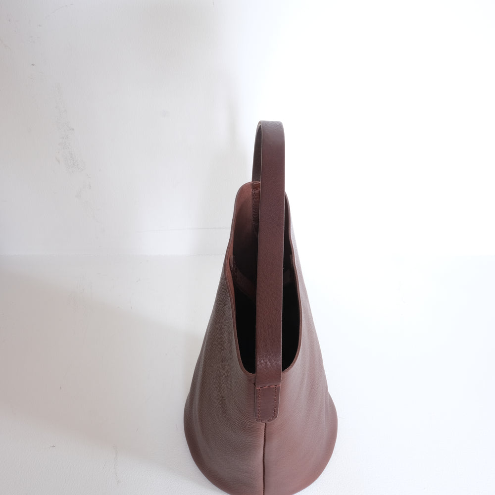 Leather bucket bag chocolate
