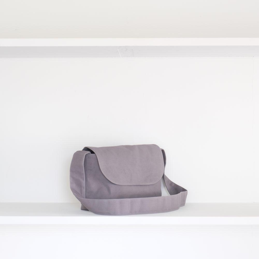 Paraffin canvas postmanbag