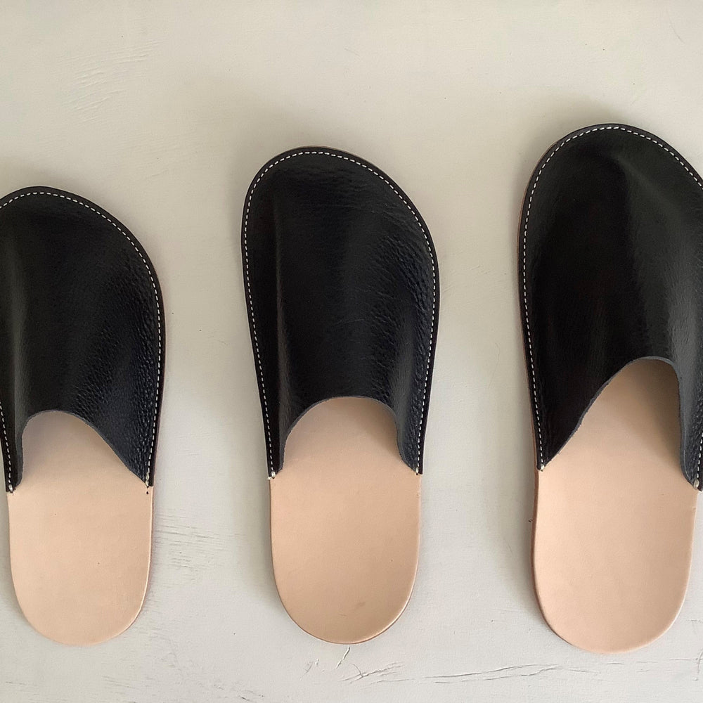 Leather slippers  Black × natural
